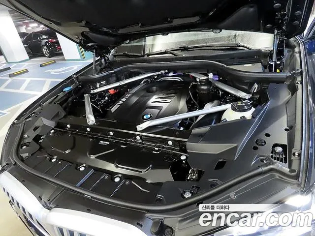 BMW X5 xDrive 40i M Sport — Фото автомобиля 19