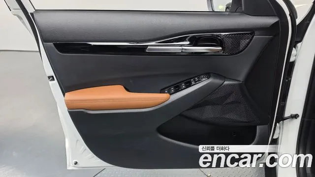 Kia Seltos New — Фото автомобиля 13