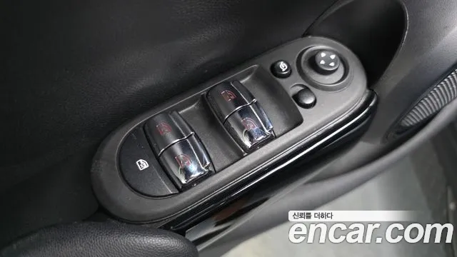 Mini Cooper Cooper 5 дверей Classic — Фото автомобиля 27