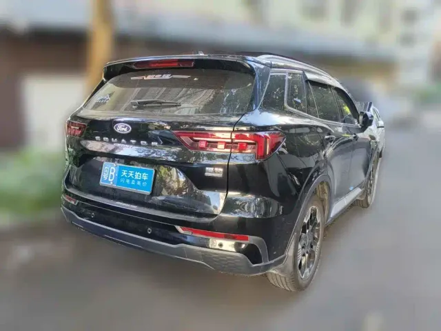 Ford Lingrui — Фото автомобиля 2