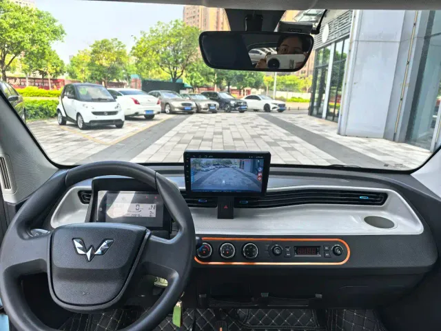 Wuling Hongguang Mini EV — Фото автомобиля 9