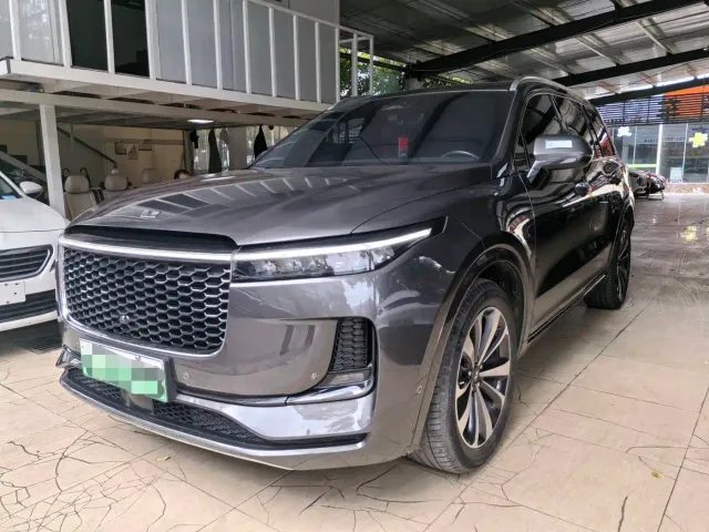 Фотография автомобиля — Li Auto ONE