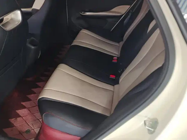 BYD Dolphin — Фото автомобиля 11