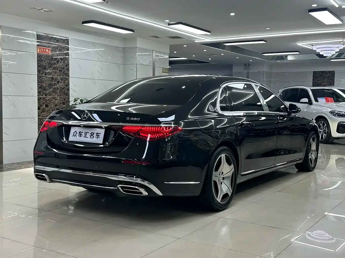 Mercedes-Benz Maybach S-Class 2023 S 480 4MATIC — Фото автомобиля 4