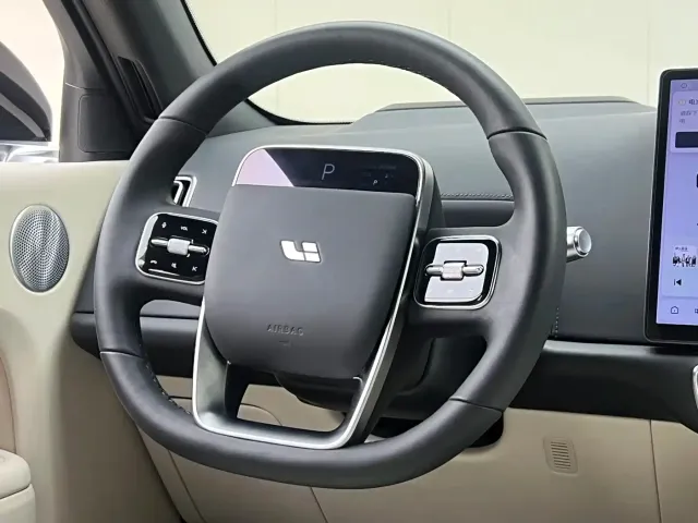 Li Auto L7 — Фото автомобиля 16
