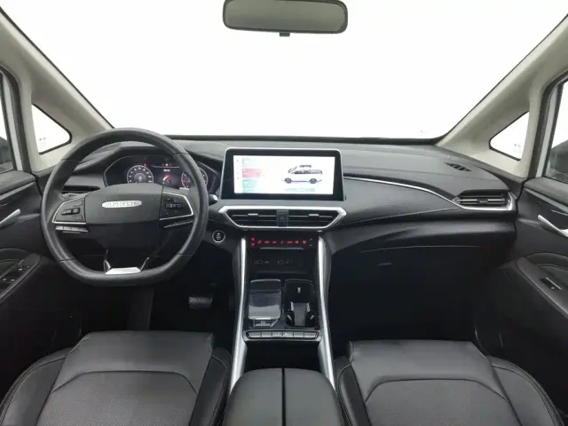 Maxus G50 — Фото автомобиля 5
