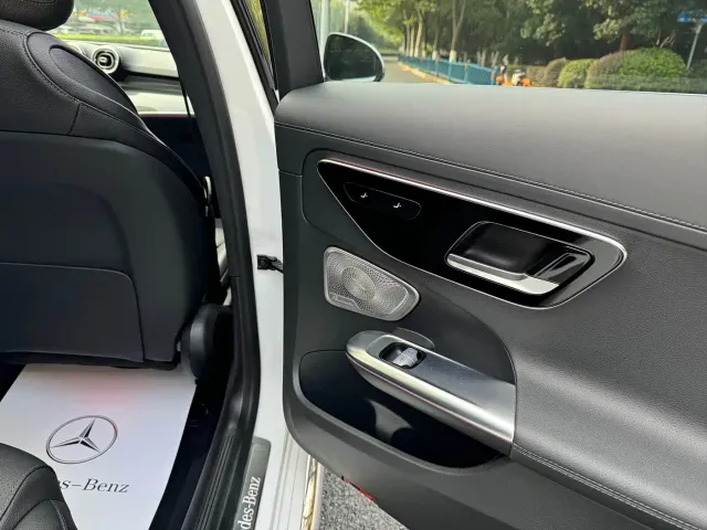 Mercedes-Benz C-Class — Фото автомобиля 14