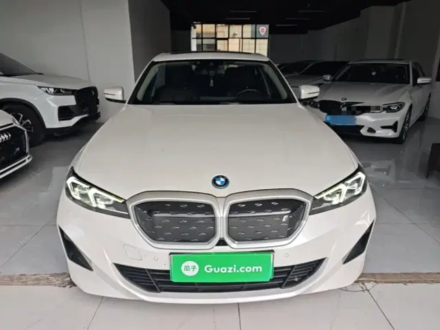 BMW i3 — Фото автомобиля 2