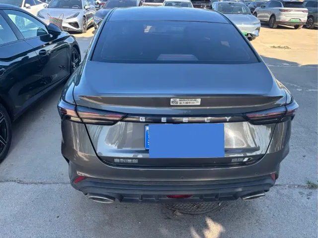 Geely Binrui — Фото автомобиля 8