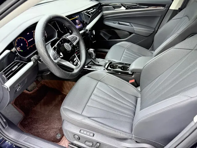 Volkswagen Passat — Фото автомобиля 6