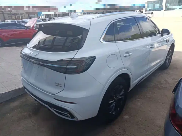 Hongqi HS5 — Фото автомобиля 6