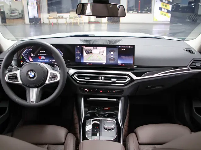 BMW 3 Series — Фото автомобиля 4