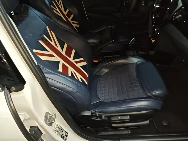 MINI Hatch — Фото автомобиля 23