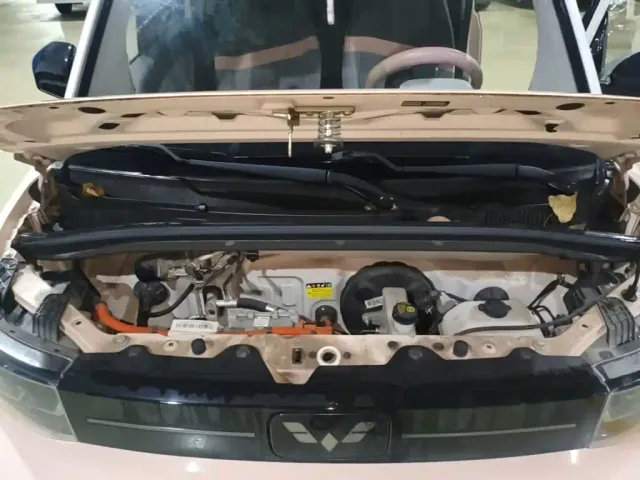 Wuling Hongguang Mini EV — Фото автомобиля 19