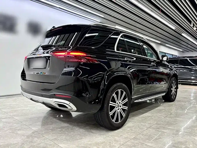 Mercedes-Benz GLE-Class — Фото автомобиля 14