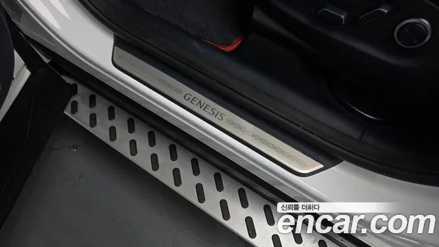 Genesis GV80 — Фото автомобиля 18