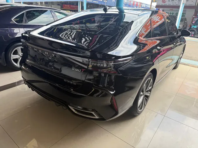 Chery Arrizo 8 — Фото автомобиля 6