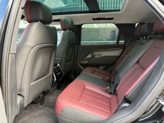 Land Rover Range Rover Sport — Фото автомобиля 19
