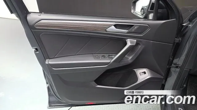 Volkswagen Tiguan — Фото автомобиля 13