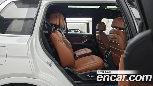 BMW X7 G07 — Фото автомобиля 17