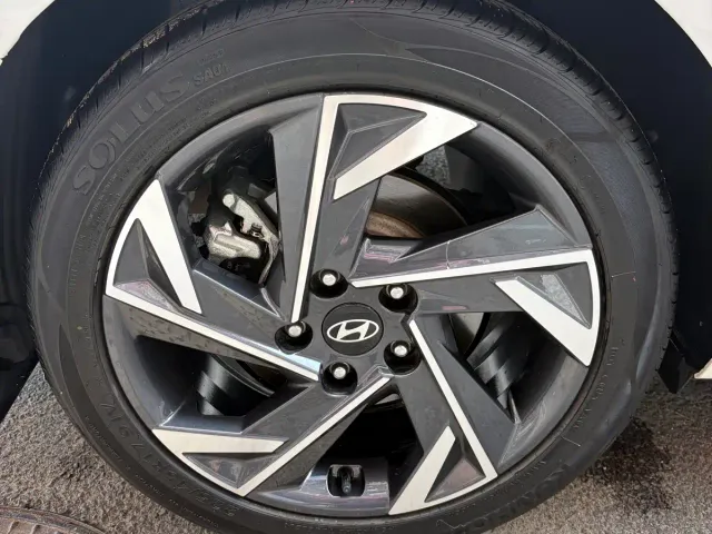 Hyundai Elantra — Фото автомобиля 17