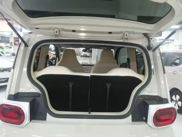 Wuling Hongguang Mini EV — Фото автомобиля 18