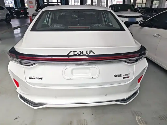 Dongfeng Yixuan MAX — Фото автомобиля 5