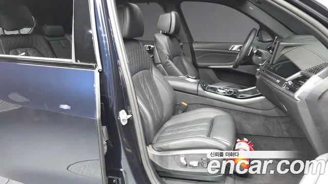 BMW X5 xDrive 40i M Sport — Фото автомобиля 8