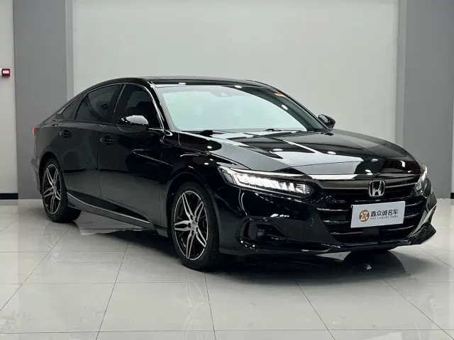 Honda Accord — Фото автомобиля 2