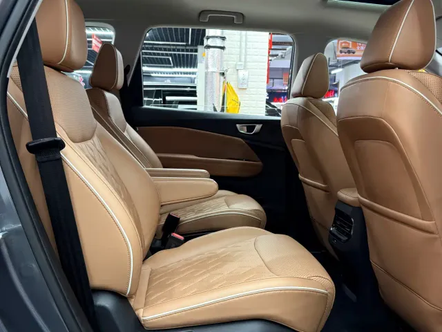 Wuling Jiachen — Фото автомобиля 30