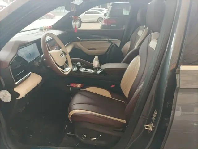 Geely Xingyue L — Фото автомобиля 14