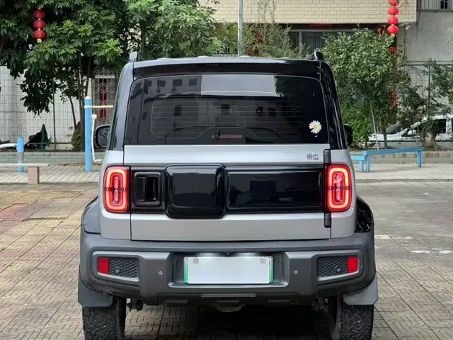 Baojun Yep — Фото автомобиля 7