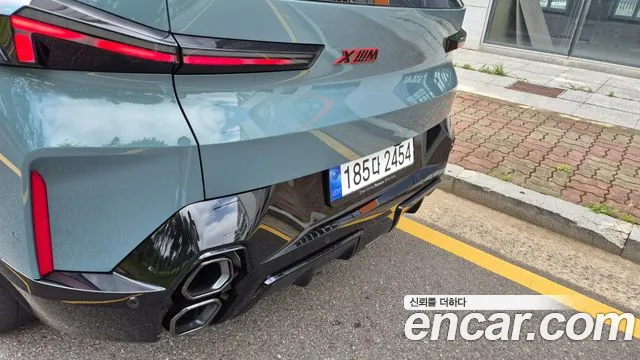 BMW XM — Фото автомобиля 20
