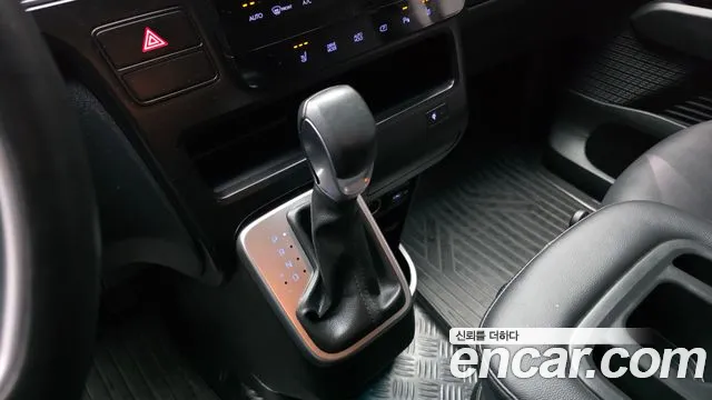 Hyundai Staria — Фото автомобиля 12