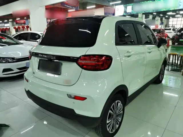 Leapmotor T03 — Фото автомобиля 6