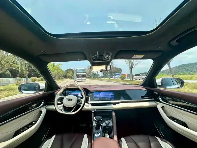 Geely Xingyue L — Фото автомобиля 4