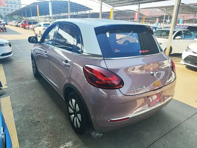Wuling Bingo — Фото автомобиля 4