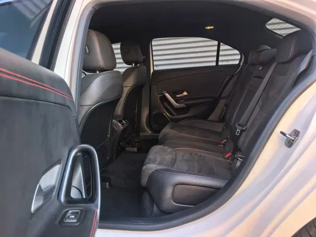 Mercedes-Benz A-Class — Фото автомобиля 5