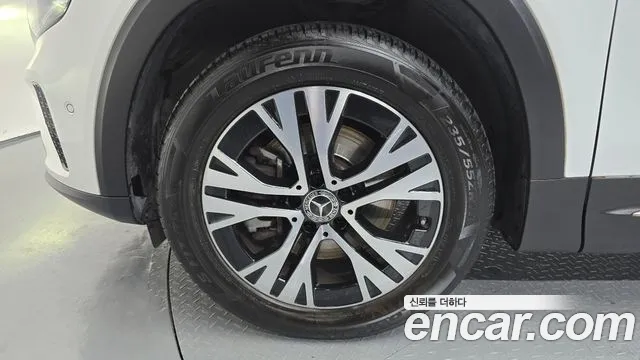 Mercedes-Benz GLB-Class X247 — Фото автомобиля 5