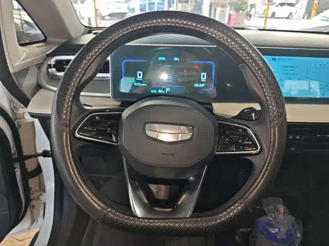 Geely Geometry E Firefly — Фото автомобиля 10