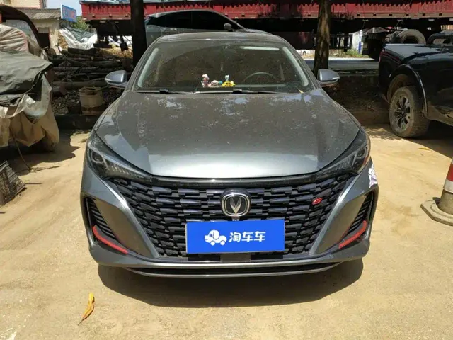 Changan Eado — Фото автомобиля 2