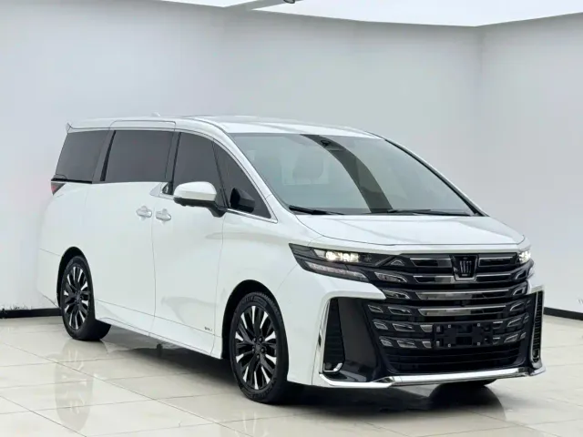 Toyota Vellfire — Фото автомобиля 2