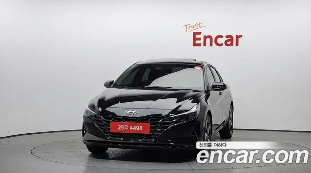 Hyundai AVANTE Avante (CN7) — Фото автомобиля 3