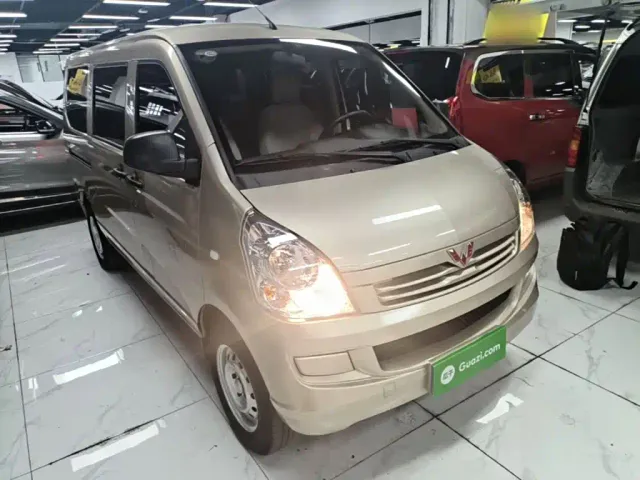 Wuling Rongguang S — Фото автомобиля 3