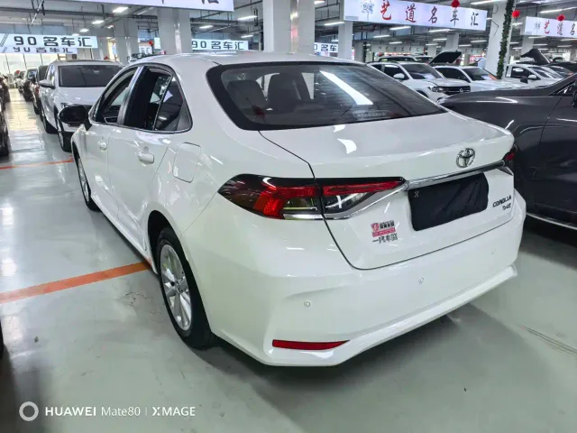 Toyota Corolla — Фото автомобиля 6