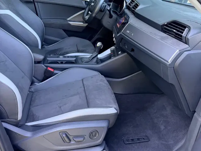 Audi Q3 — Фото автомобиля 11