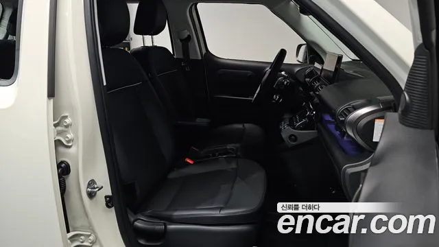 Hyundai Casper Casper Electric Inspiration — Фото автомобиля 12