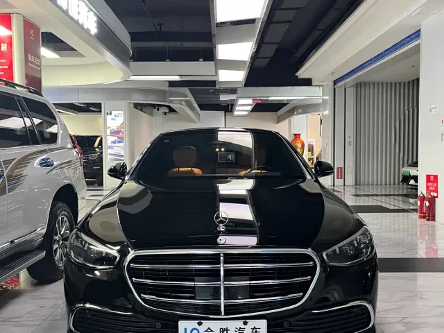 Mercedes-Benz S-Class — Фото автомобиля 2