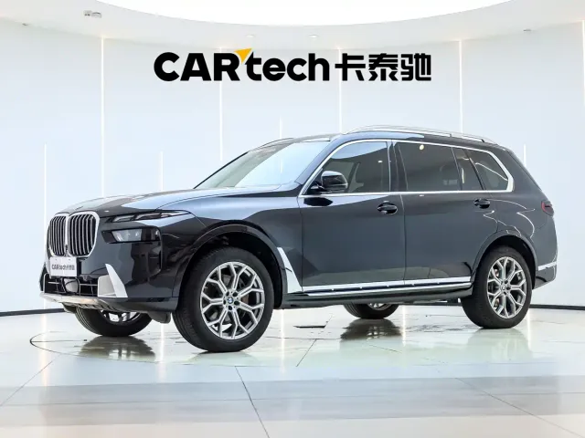 Фотография автомобиля — BMW X7
