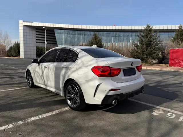 BMW 1 Series — Фото автомобиля 7